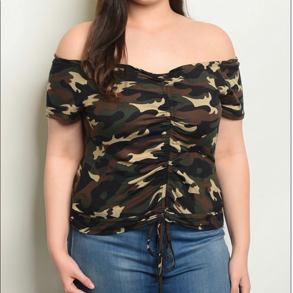Camouflage Print Plus Size Top Spandex
